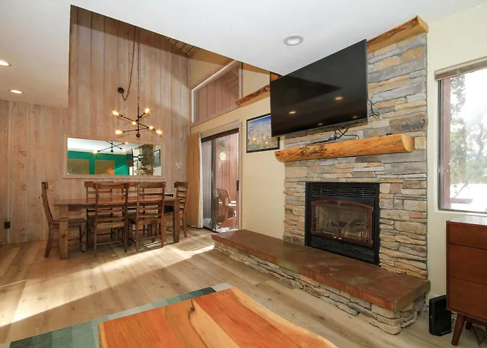Mammoth Ski & Racquet Club #86